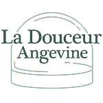 La Douceur Angevine - Logo - XanaduGreen - HunterGreen